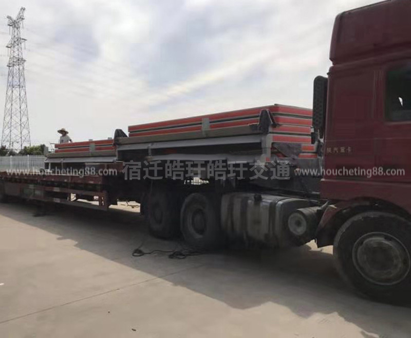 上海智能候車(chē)亭案例